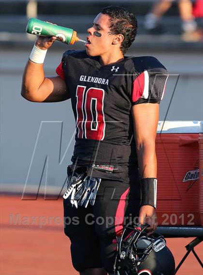 Thumbnail 3 in Glendora vs. Charter Oak photogallery.