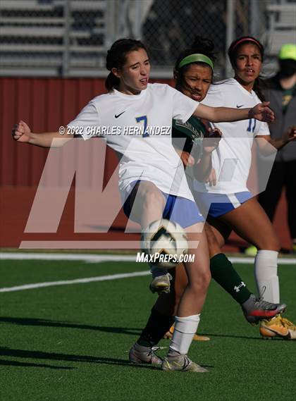 Thumbnail 2 in Santa Fe vs. Tivy (College Station Classic) photogallery.