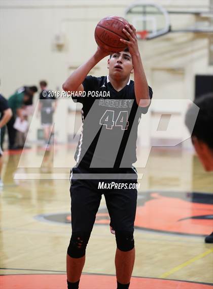 Thumbnail 3 in Reedley vs. Madera photogallery.
