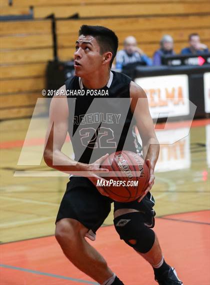 Thumbnail 1 in Reedley vs. Madera photogallery.