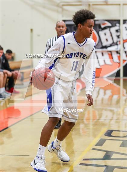 Thumbnail 1 in Reedley vs. Madera photogallery.