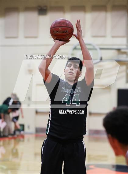 Thumbnail 2 in Reedley vs. Madera photogallery.