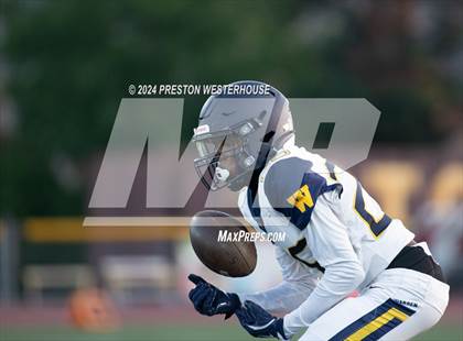 Thumbnail 3 in  Warren @ Simi Valley photogallery.