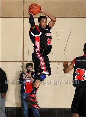 Thumbnail 2 in Harvard-Westlake @ Loyola photogallery.