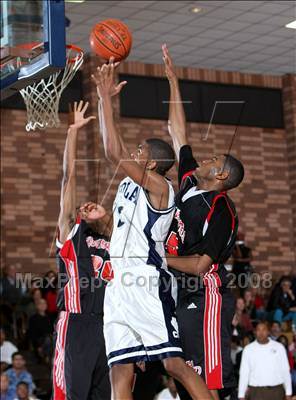 Thumbnail 2 in Harvard-Westlake @ Loyola photogallery.
