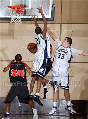 Thumbnail 1 in Harvard-Westlake @ Loyola photogallery.