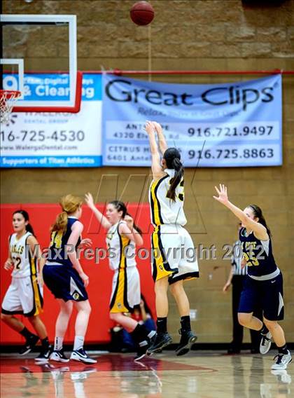 Thumbnail 2 in Del Oro vs. Oak Ridge (Common Good Classic) photogallery.