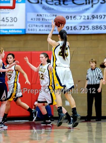 Thumbnail 1 in Del Oro vs. Oak Ridge (Common Good Classic) photogallery.