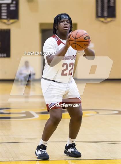 Thumbnail 2 in San Pedro vs Fremont (Pirate Shootout Tournament) photogallery.