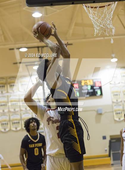 Thumbnail 3 in San Pedro vs Fremont (Pirate Shootout Tournament) photogallery.