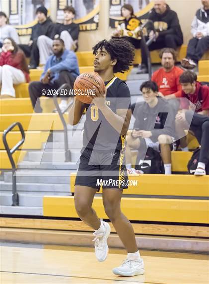 Thumbnail 1 in San Pedro vs Fremont (Pirate Shootout Tournament) photogallery.