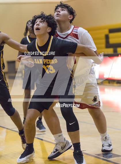 Thumbnail 2 in San Pedro vs Fremont (Pirate Shootout Tournament) photogallery.