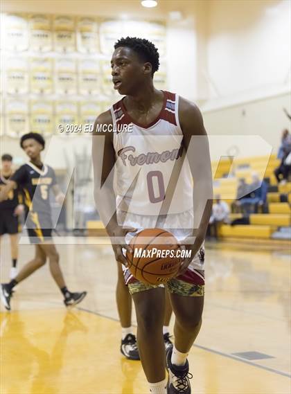 Thumbnail 2 in San Pedro vs Fremont (Pirate Shootout Tournament) photogallery.