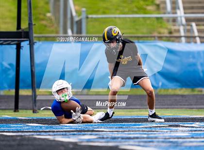 Thumbnail 2 in FR: Centerville vs. Springboro (7v7) photogallery.