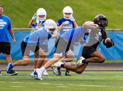 Thumbnail 1 in FR: Centerville vs. Springboro (7v7) photogallery.