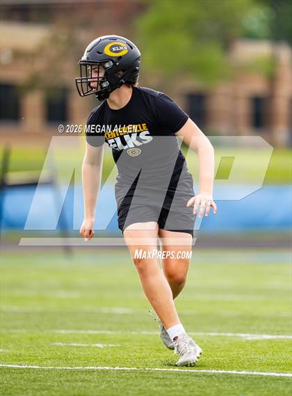 Thumbnail 2 in FR: Centerville vs. Springboro (7v7) photogallery.