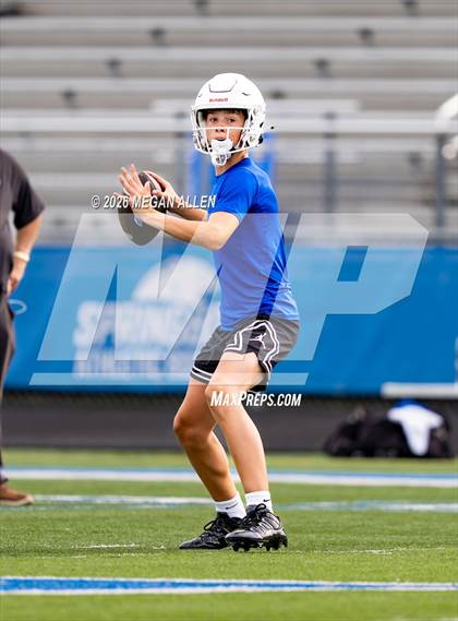 Thumbnail 2 in FR: Centerville vs. Springboro (7v7) photogallery.