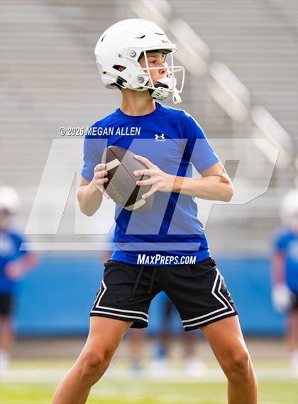 Thumbnail 3 in FR: Centerville vs. Springboro (7v7) photogallery.