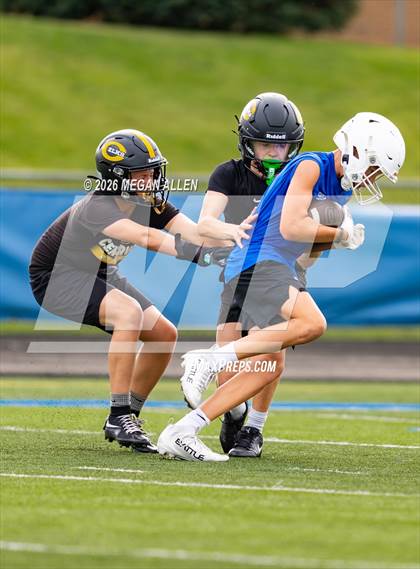Thumbnail 1 in FR: Centerville vs. Springboro (7v7) photogallery.
