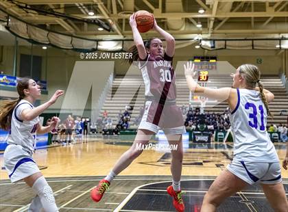 Thumbnail 3 in Baldwin vs. Catholic Central (NYSPHSAA Class AA State Semi-Final) photogallery.