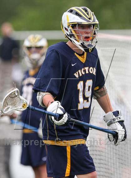 Thumbnail 2 in Victor vs. Canandaigua Academy (Section 5 Class B Final) photogallery.