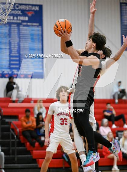 Thumbnail 3 in Countryside vs Northside Christian  (SunBash Tourney) photogallery.