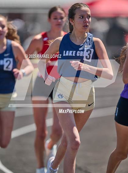 Thumbnail 1 in Dog Pound Invitational (3200M) photogallery.
