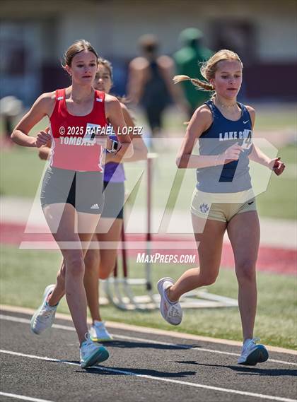 Thumbnail 2 in Dog Pound Invitational (3200M) photogallery.