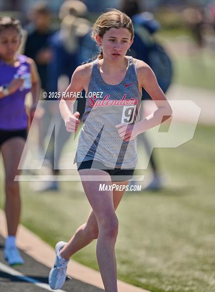 Thumbnail 1 in Dog Pound Invitational (3200M) photogallery.