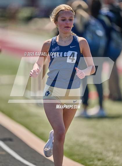 Thumbnail 3 in Dog Pound Invitational (3200M) photogallery.