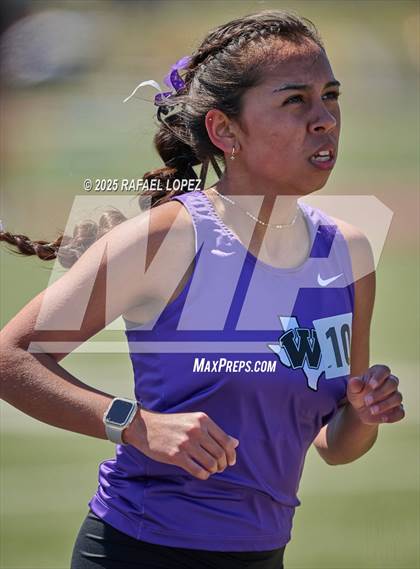 Thumbnail 1 in Dog Pound Invitational (3200M) photogallery.
