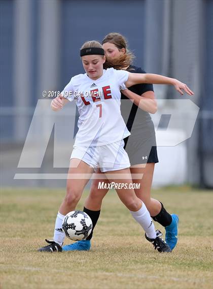 Thumbnail 1 in Lee [Robert E.] vs East Central (NEISD Invitational) photogallery.