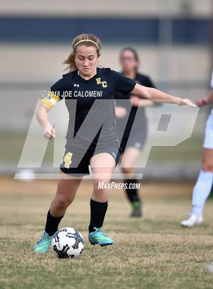 Thumbnail 2 in Lee [Robert E.] vs East Central (NEISD Invitational) photogallery.