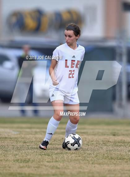 Thumbnail 1 in Lee [Robert E.] vs East Central (NEISD Invitational) photogallery.