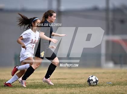Thumbnail 2 in Lee [Robert E.] vs East Central (NEISD Invitational) photogallery.