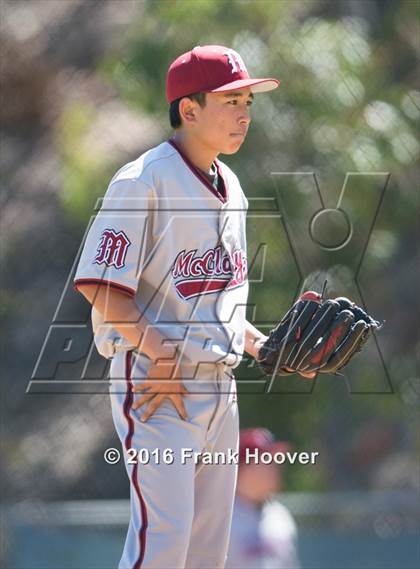 Thumbnail 3 in McClatchy vs. Burroughs photogallery.