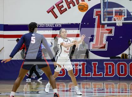 Thumbnail 3 in Southern School of Energy and Sustainability @ Terry Sanford (NCHSAA 3A 3rd Round) photogallery.