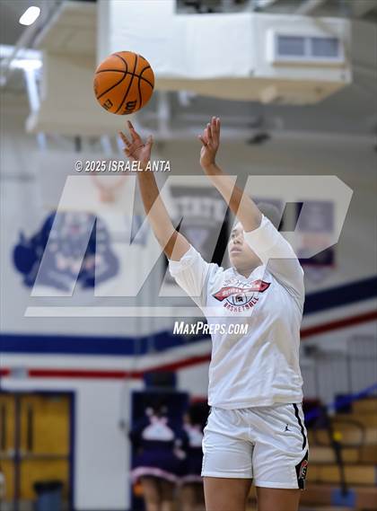 Thumbnail 1 in Southern School of Energy and Sustainability @ Terry Sanford (NCHSAA 3A 3rd Round) photogallery.