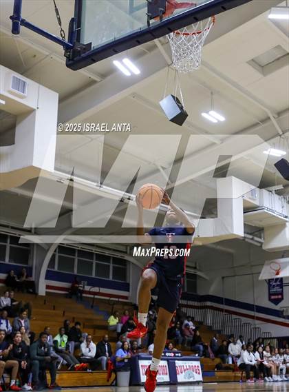 Thumbnail 3 in Southern School of Energy and Sustainability @ Terry Sanford (NCHSAA 3A 3rd Round) photogallery.