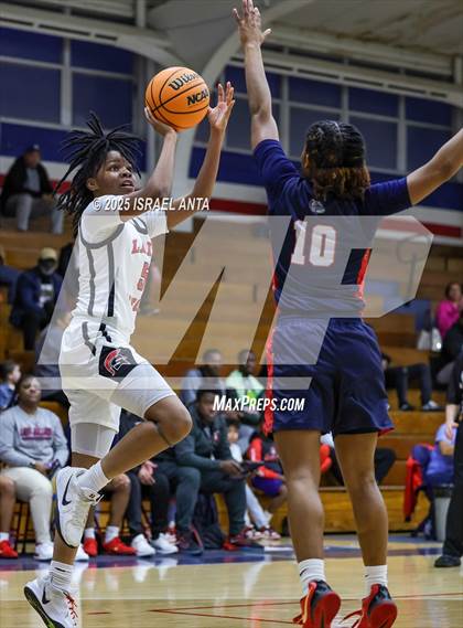 Thumbnail 1 in Southern School of Energy and Sustainability @ Terry Sanford (NCHSAA 3A 3rd Round) photogallery.