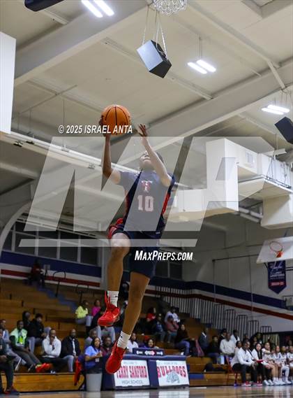 Thumbnail 1 in Southern School of Energy and Sustainability @ Terry Sanford (NCHSAA 3A 3rd Round) photogallery.