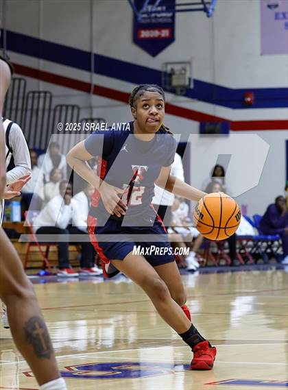 Thumbnail 3 in Southern School of Energy and Sustainability @ Terry Sanford (NCHSAA 3A 3rd Round) photogallery.