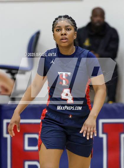 Thumbnail 1 in Southern School of Energy and Sustainability @ Terry Sanford (NCHSAA 3A 3rd Round) photogallery.