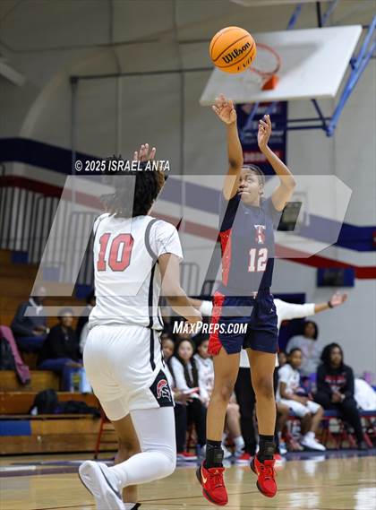 Thumbnail 3 in Southern School of Energy and Sustainability @ Terry Sanford (NCHSAA 3A 3rd Round) photogallery.