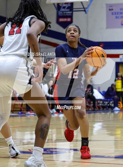 Thumbnail 2 in Southern School of Energy and Sustainability @ Terry Sanford (NCHSAA 3A 3rd Round) photogallery.