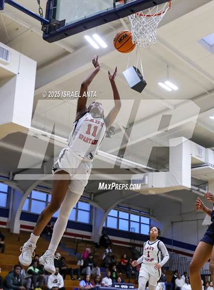 Thumbnail 2 in Southern School of Energy and Sustainability @ Terry Sanford (NCHSAA 3A 3rd Round) photogallery.
