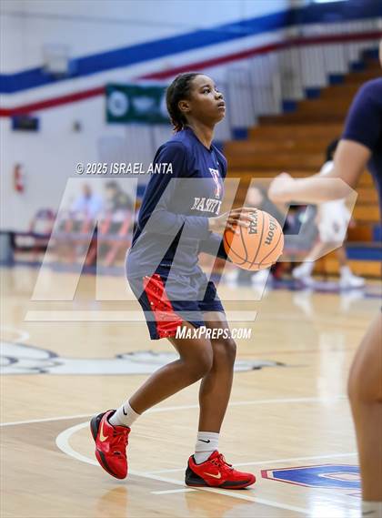 Thumbnail 2 in Southern School of Energy and Sustainability @ Terry Sanford (NCHSAA 3A 3rd Round) photogallery.
