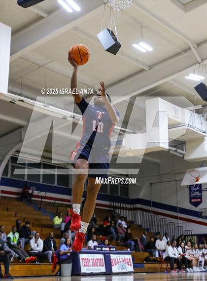 Thumbnail 2 in Southern School of Energy and Sustainability @ Terry Sanford (NCHSAA 3A 3rd Round) photogallery.