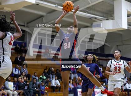 Thumbnail 3 in Southern School of Energy and Sustainability @ Terry Sanford (NCHSAA 3A 3rd Round) photogallery.