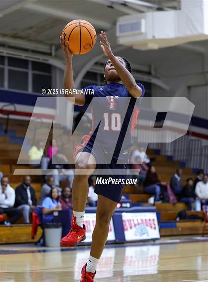 Thumbnail 2 in Southern School of Energy and Sustainability @ Terry Sanford (NCHSAA 3A 3rd Round) photogallery.
